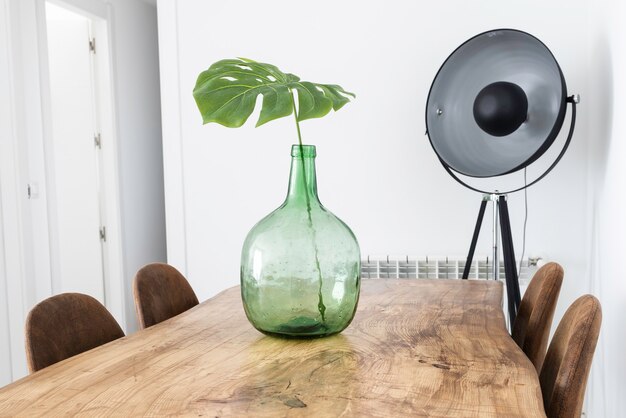 Jak urządzić pokój stołowy z elegancją i funkcjonalnością?