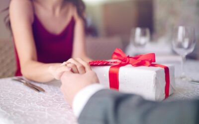 Jak zaskoczyć narzeczoną wyjątkowym prezentem?
