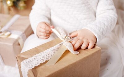Jakie prezenty na chrzest wybierają rodzice chrzestni?