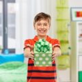 Jakie prezenty sprawią radość pięcioletniemu chłopcu?