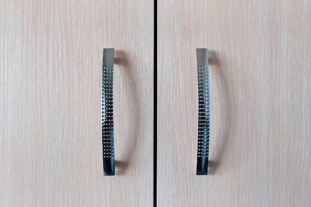 Okucia Blum - jak wpływają na funkcjonalność mebli?