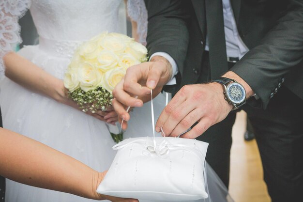 Co kupić młodym na ślub aby prezent był trafiony?