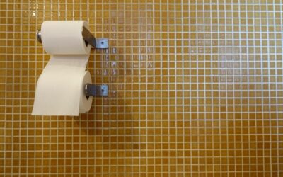 Ile kosztuje kafelkowanie łazienki i od czego zależą ceny?