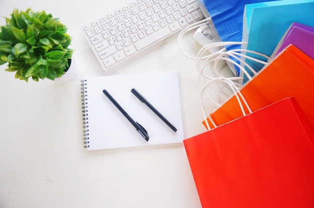 Co kupić do biura aby praca była wygodniejsza?