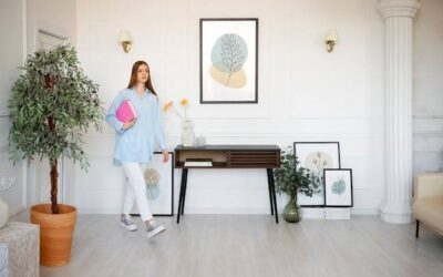 Jak ozdobić ścianę w przedpokoju, by stworzyć przytulne wnętrze?