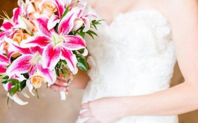 Jakie kwiaty wręczyć pannie młodej podczas ślubu?