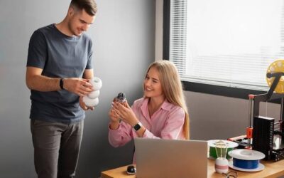 Jakie darmowe gadżety jakimi reklamują się firmy Familiada trafiają do klientów?